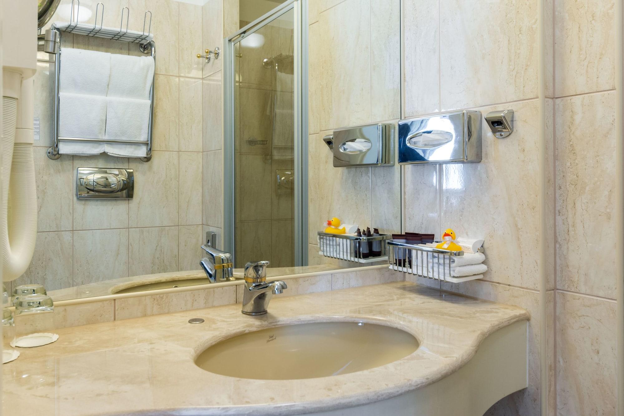 My City Hotel Ταλίν Εξωτερικό φωτογραφία