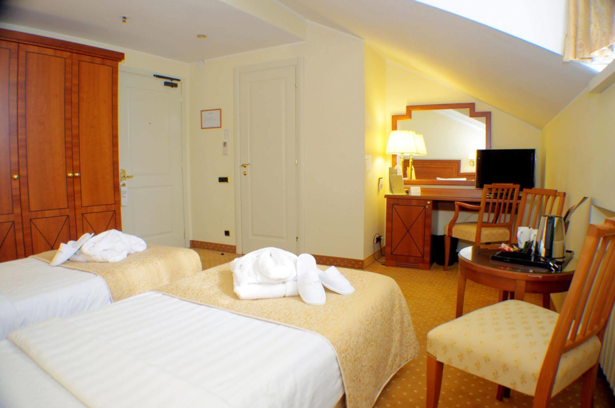 My City Hotel Ταλίν Εξωτερικό φωτογραφία