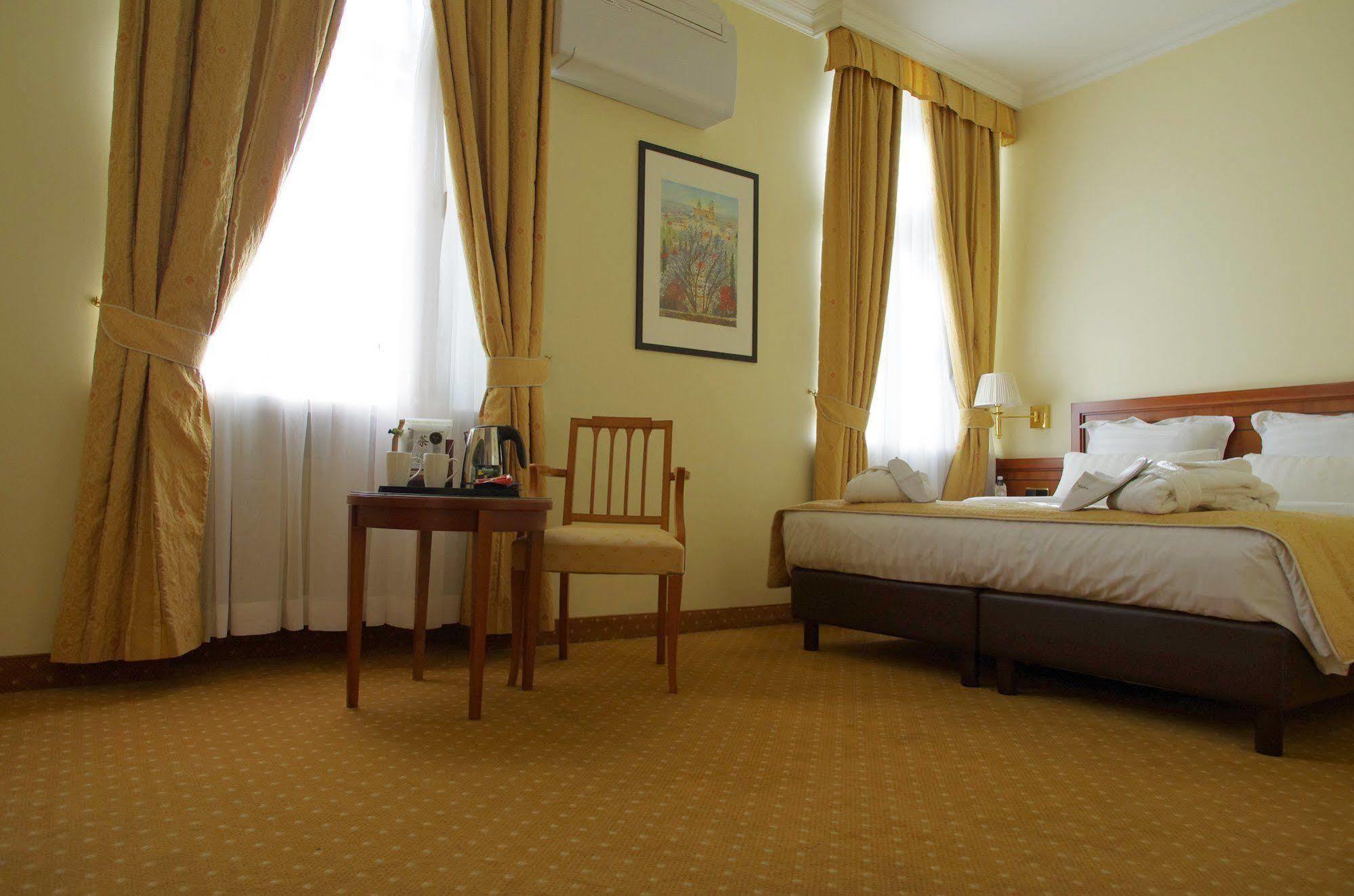 My City Hotel Ταλίν Εξωτερικό φωτογραφία